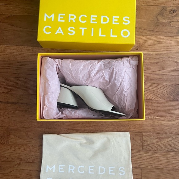 NWT NIB Mercedes Castillo 7/37 Soft Patent Mule Heel in ‘Rice’ MC-KURI-MD - Picture 5 of 6